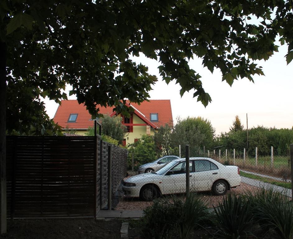 Vargapartman Szeged Luaran gambar