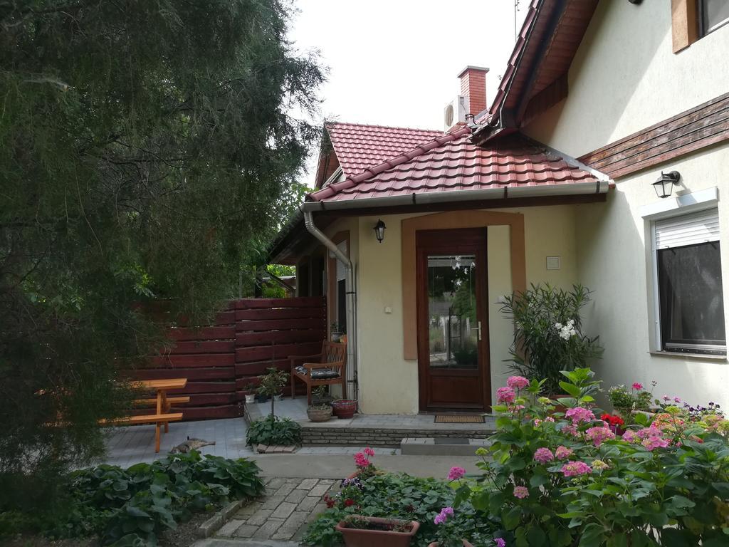 Vargapartman Szeged Luaran gambar